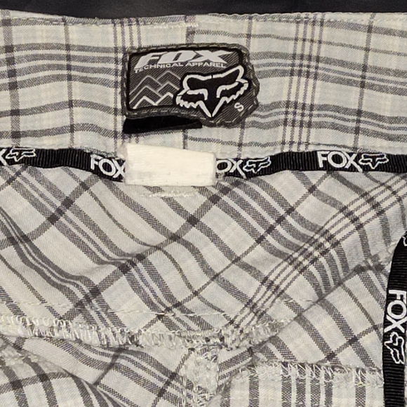 FOX Technical Apparel - Picture 1 of 3